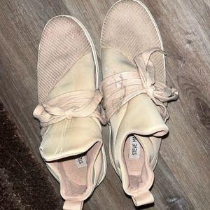 Steve Madden Tennis Shoes
